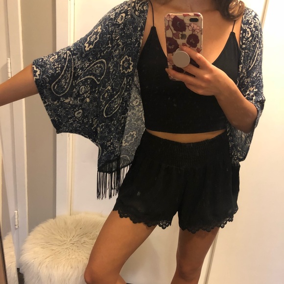 Paisley Blue Fringe Kimono - Picture 2 of 2